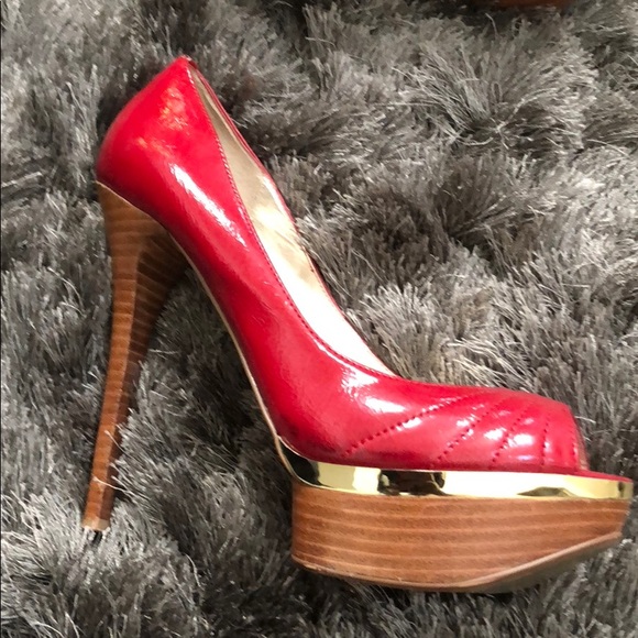 Bakers Red Open Toe Hills - Picture 2 of 4